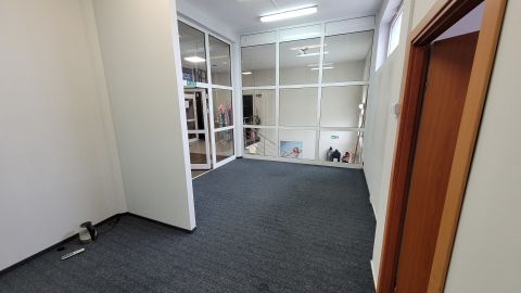Wynajem Lokal handlowo-usługowy Wyszyńskiego, Szarlej, Piekary Śląskie